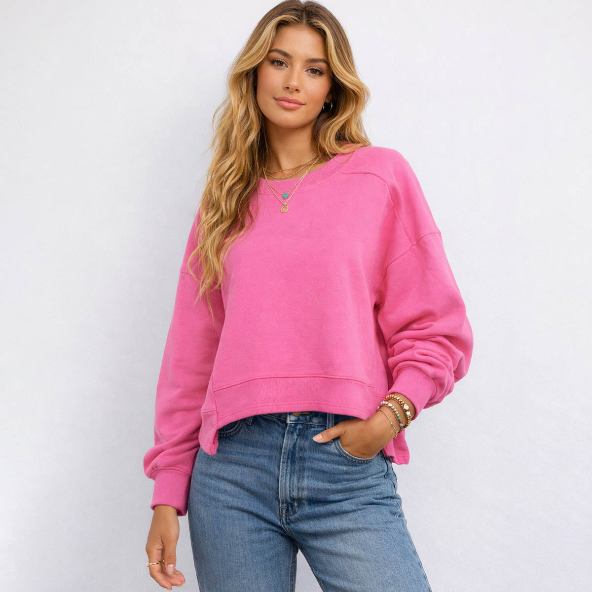 Cherie Code Women’s Cropped Crew‑Neck Sweatshirt – Long‑Sleeve Pullover with Dropped Shoulders