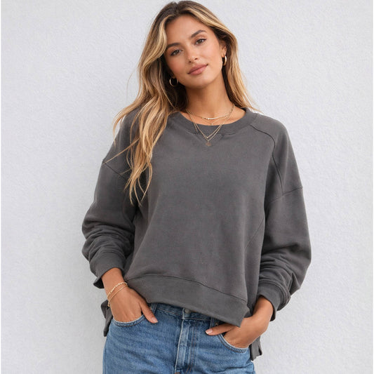 Cherie Code Women’s Cropped Crew‑Neck Sweatshirt – Long‑Sleeve Pullover with Dropped Shoulders