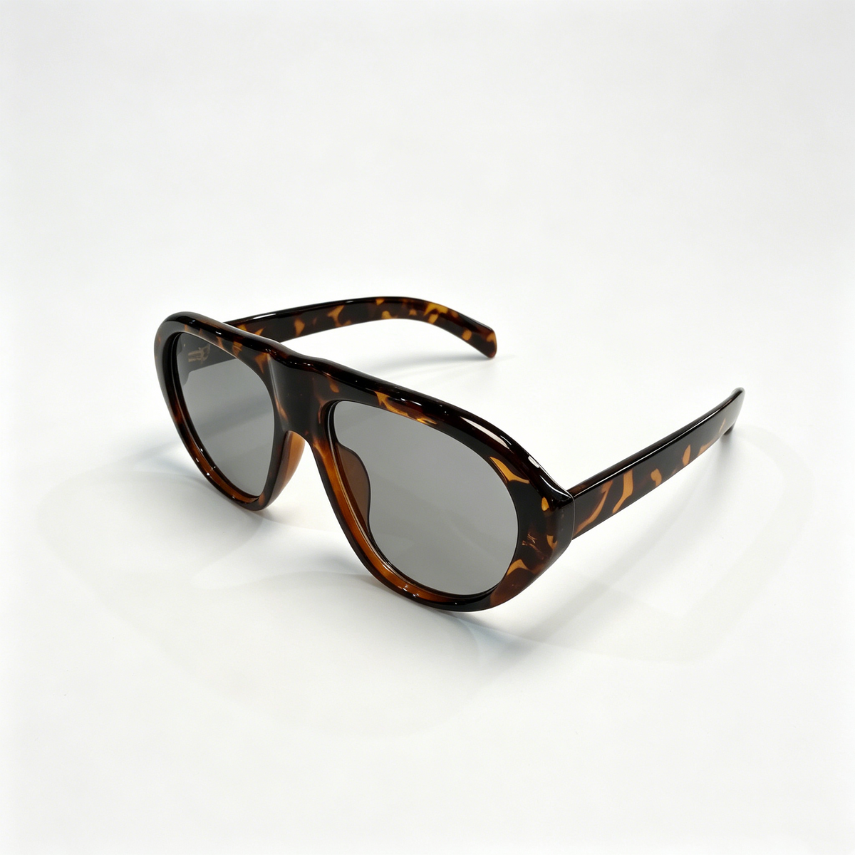 Cherie Code Women's Modern Oversized Aviator Sunglasses UV400 Resin Lenses Tortoise