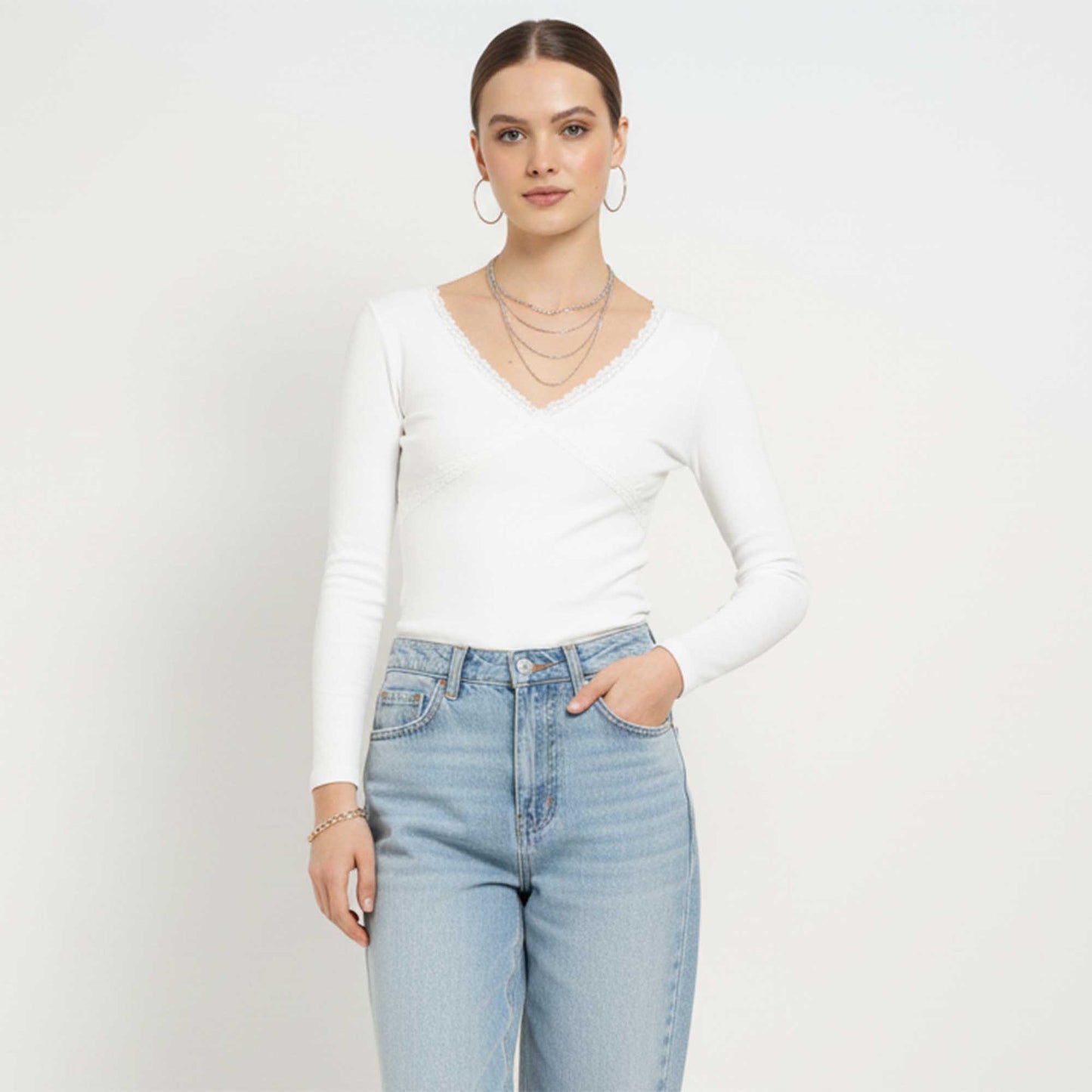 Cherie Code Women’s Black & White Striped Long Sleeve Tee – Lace‑Trim V‑Neck Casual Top